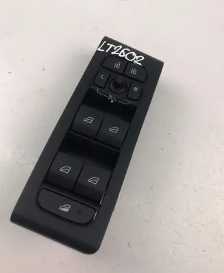Volvo XC40 Electric window control switch 32279442