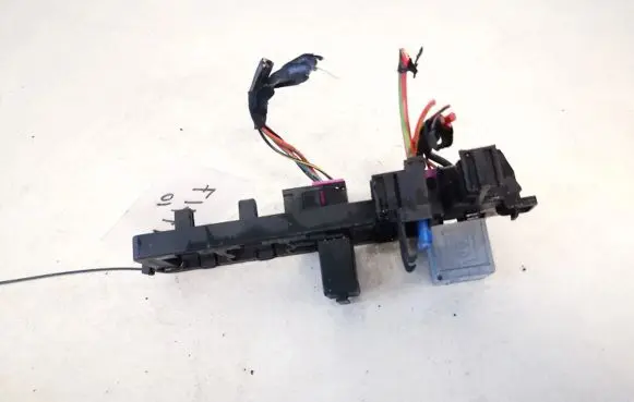 Volkswagen PASSAT B6 Fuse box set 1k1937503