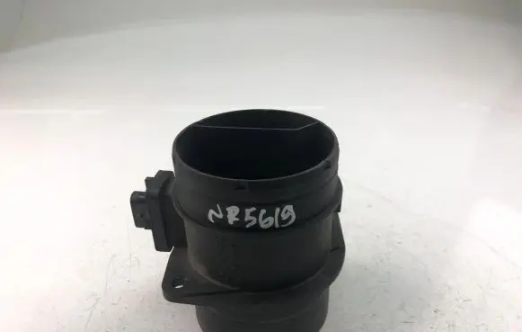 Volkswagen PASSAT B7 Mass air flow meter 03L906461A