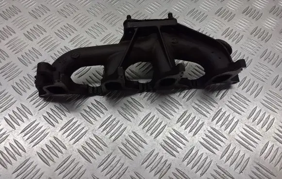 Volvo S40 Exhaust manifold