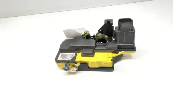 Volvo XC90 Rear door lock 30699756