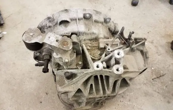 Mercedes-Benz B W246 W242 Manual 6 speed gearbox A1762610101 1809400485 10722593