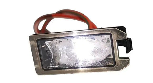 Jeep Grand Cherokee Number plate light 68228927AA 68228930AA
