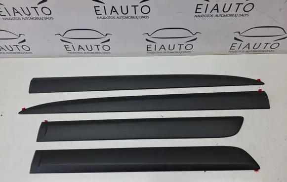 KIA Ceed Front door trim (molding) P82701H030 ED00700010 P82701H060