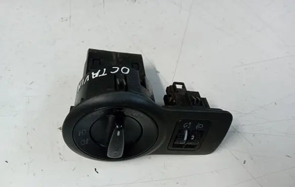 Skoda Octavia Mk1 (1U) Light switch 3B0941531C