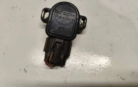 Subaru Outback Throttle valve position sensor A22667R00