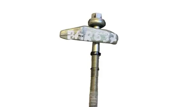 Nissan Qashqai Fuel Injector clamp holder 