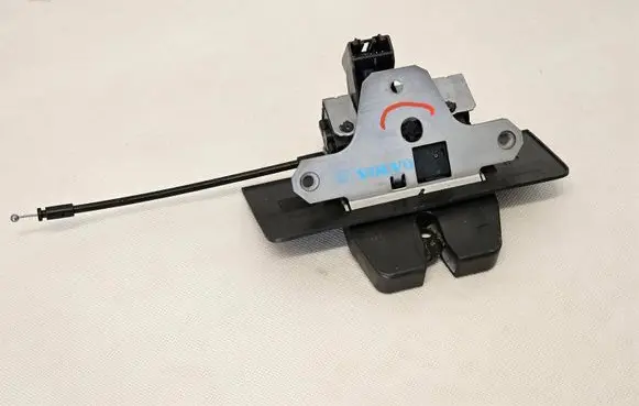 Tailgate/trunk/boot lock/catch/latch