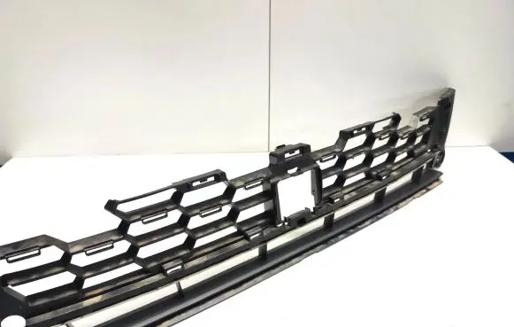 Audi A3 8Y Front bumper lower grill 8Y0807647A