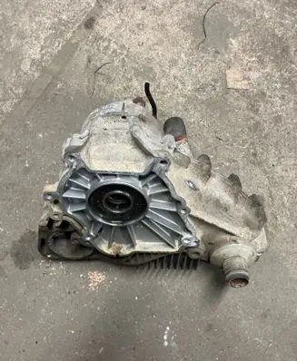 BMW X5 E70 Gearbox transfer box case 7599886 7393271 ATC700