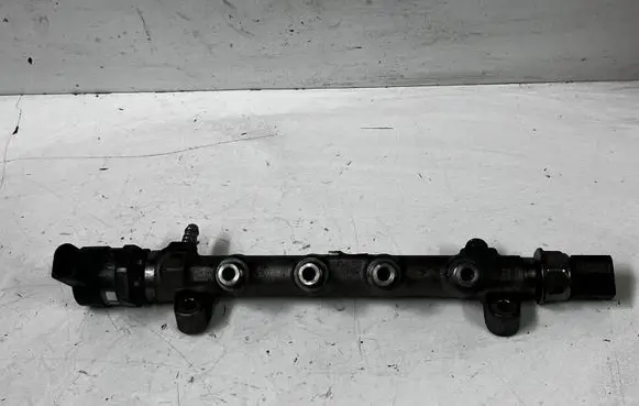 Volkswagen Golf VII Fuel main line pipe 04L089B 0110997