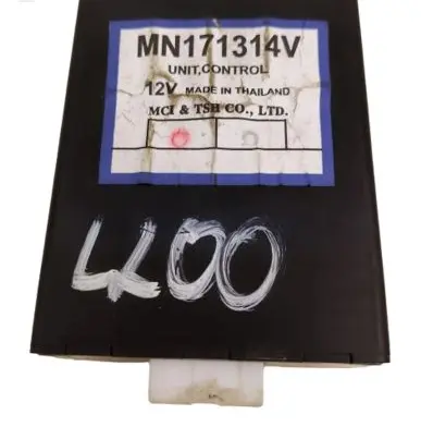 Mitsubishi L200 Transfer box differential control unit MN171314V