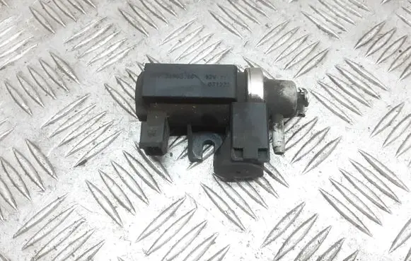 KIA Sorento Turbo solenoid valve 72190316
