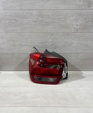 BMW 1 F20 F21 Rear/tail lights 7270097