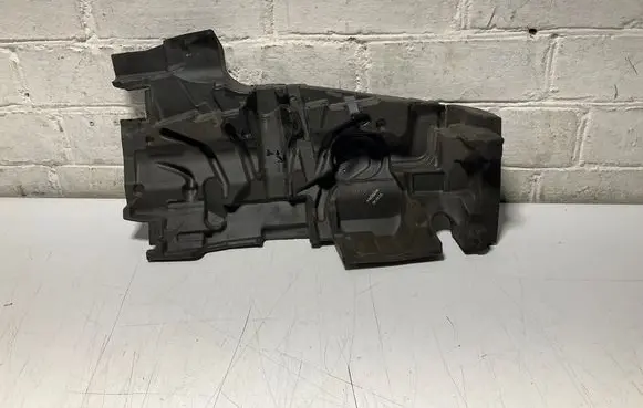 BMW 4 F36 Gran coupe Heat shield in engine bay 7636790
