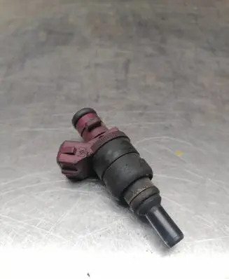 Mercedes-Benz C W203 Fuel injector A2710780023