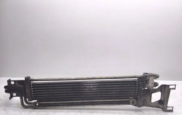 Mercedes-Benz E A207 Transmission/gearbox oil cooler A0005010765