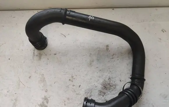 Air conditioning (A/C) pipe/hose