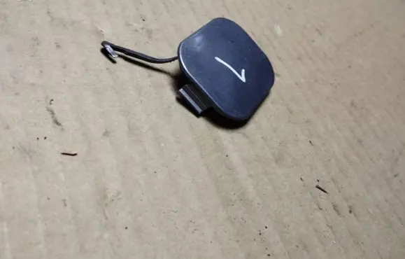 Honda Legend Front tow hook cap/cover 71104SJA00