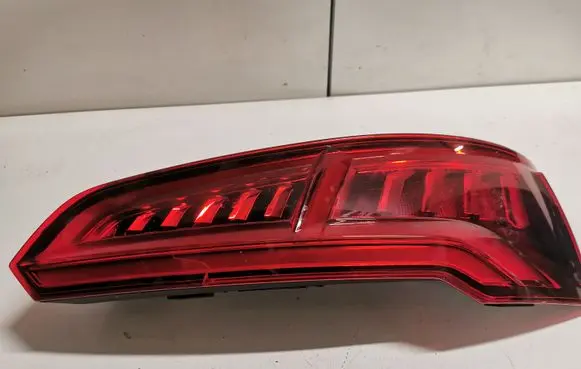 Audi Q5 SQ5 Tailgate rear/tail lights