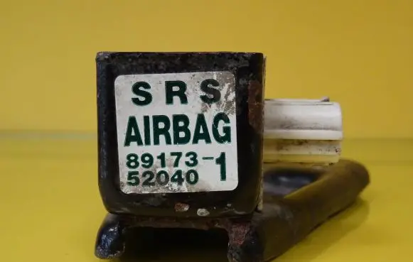 Toyota Yaris Airbag deployment crash/impact sensor 8917352040