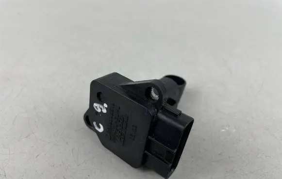 Subaru Legacy Mass air flow meter 22680AA310 1974002090