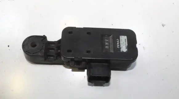 Lexus RX 450H Air quality sensor 0136500010