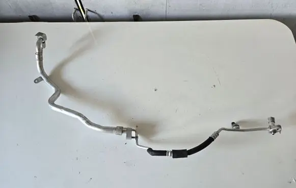BMW M8 F93 Gran Coupe Air conditioning (A/C) pipe/hose 7854427