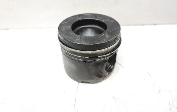 BMW X3 E83 Piston 84L107