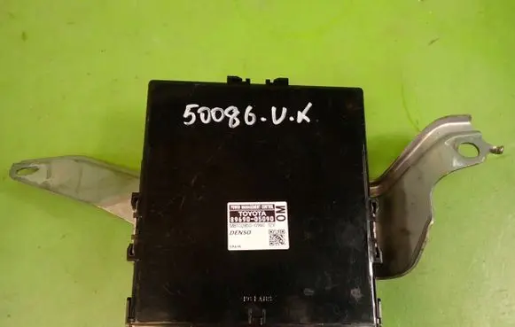 Toyota Avensis T270 Comfort/convenience module