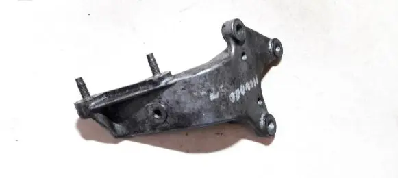 Ford Mondeo MK I Engine mounting bracket 97BG3K305AD
