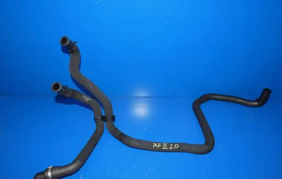 Jaguar XF X260 Engine coolant pipe/hose
