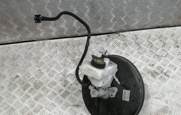 Renault Laguna III Brake booster 472100048R 0204051645 03215A0497