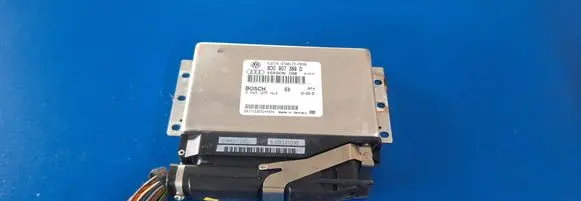 Volkswagen PASSAT B5.5 ESP (stability system) control unit 8d0907389d