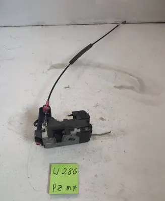Opel Zafira A Rear door lock 13210739