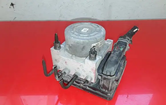 Dacia Dokker ABS Pump 476600078R 10022006554 28515242123