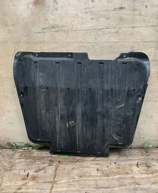 BMW 5 E39 Engine splash shield/under tray