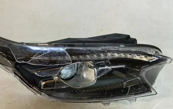 KIA Xceed Headlight/headlamp 92102-J7300