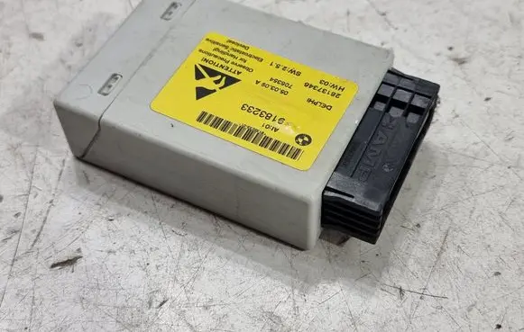 BMW 5 E60 E61 Center console control module 9183233