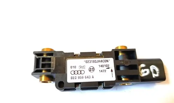 Audi A4 S4 B6 8E 8H Airbag deployment crash/impact sensor 8E0959643A