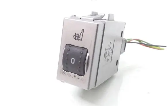Ford Focus Seat heating switch 8V4T19K314AA