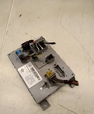 Mercedes-Benz C W205 SAM control unit A2059008304 A2229028904 A2229011103