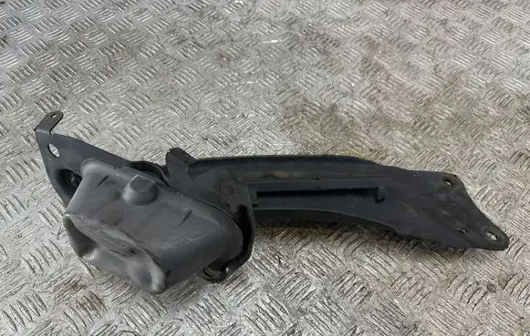 Volkswagen PASSAT B7 Rear upper control arm/wishbone