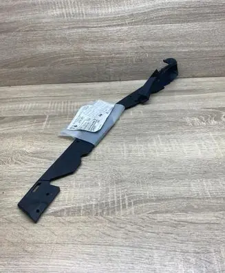 Audi E-tron GT Under headlight/headlamp trim 4J3941191
