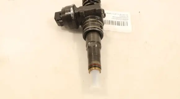 Skoda Octavia Mk2 (1Z) Fuel injector 0414720215