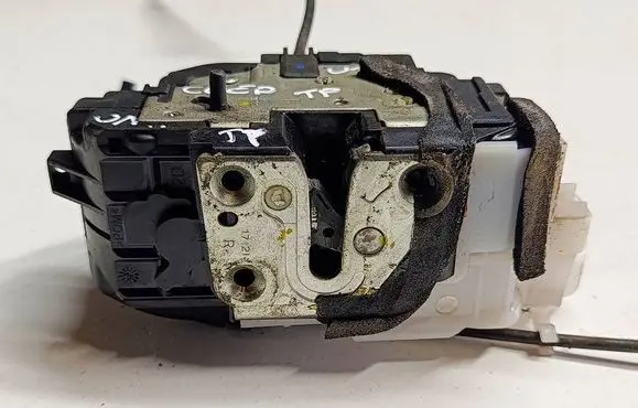KIA Ceed Rear door lock A3FW5269