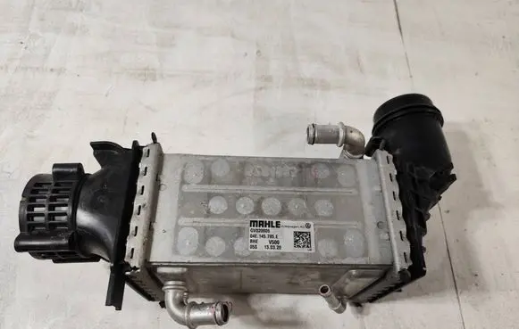 Volkswagen Touran III Intercooler radiator 04E145785E GV020005