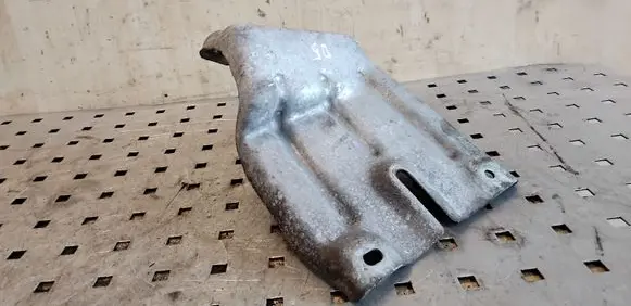 Other engine bay part