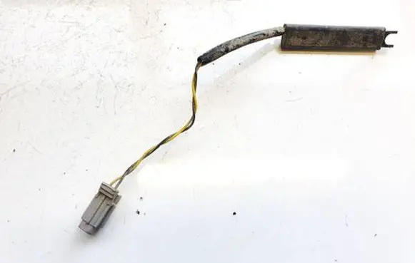 Antenna control unit