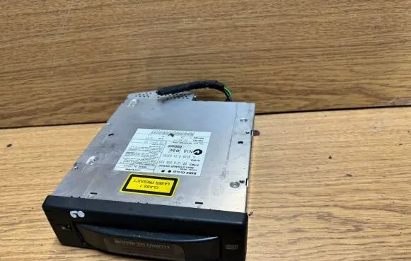 BMW 5 E60 E61 CD/DVD changer 65126956939 020469 600650423090
